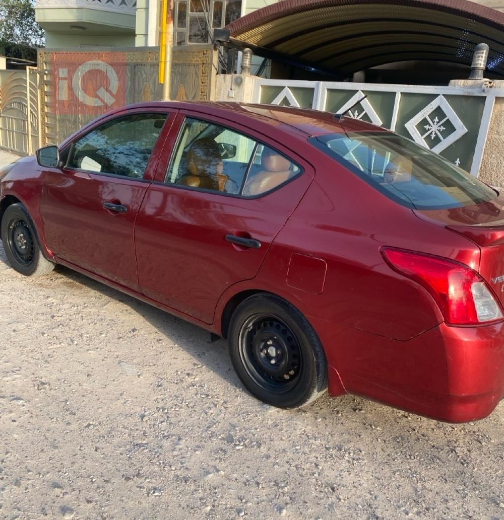 Nissan Versa